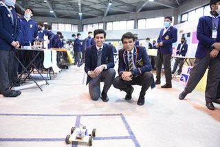 Prep Scientists Show Their Brains