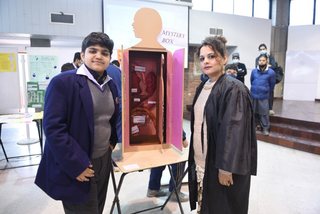 Prep Scientists Show Their Brains