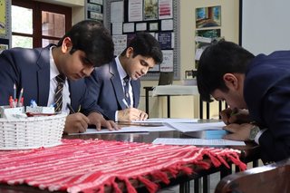 Senior School Inter-House English Handwriting (Seniors)