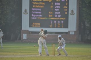 Punjab College narrow victory over Ist XI. 186 for 5 defeated 9 for 173. 30 Over Match played on MCG.
