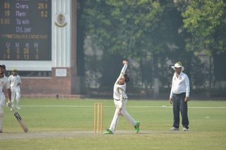 Punjab College narrow victory over Ist XI. 186 for 5 defeated 9 for 173. 30 Over Match played on MCG.