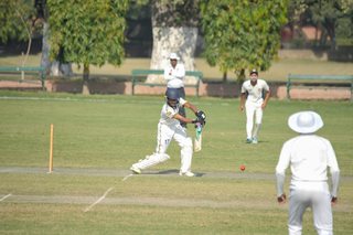 Punjab College narrow victory over Ist XI. 186 for 5 defeated 9 for 173. 30 Over Match played on MCG.