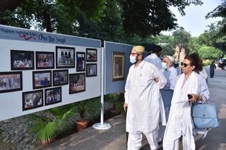 Aitchison honours Shamim Khan at Memorial Service