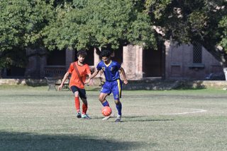 Ist Soccer Draws with Fame Academy