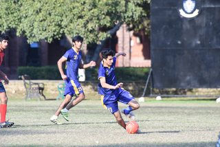 Ist Soccer Draws with Fame Academy