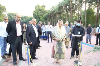 Aitchison Opens New Mrs. Sajida Imtiaz Diving Pool