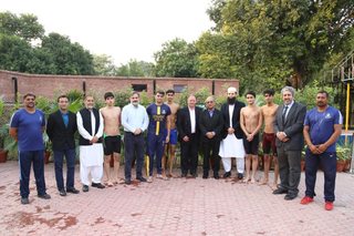 Aitchison Opens New Mrs. Sajida Imtiaz Diving Pool