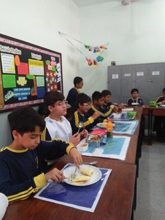 Dining Classes at Junior School