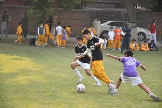 JUNIOR SCHOOL FOOTBALLERS