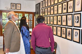 A Walk Through History: Campus and Archive Tour