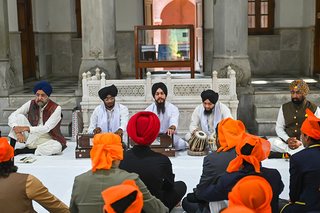 the-return-of-sangat-first-ever-keertan-at-aitchison-college-since-1947
