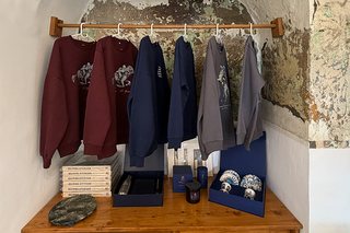 Souvenir Shop 7