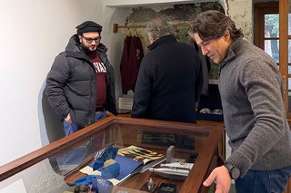 Visitors to the Shop 6